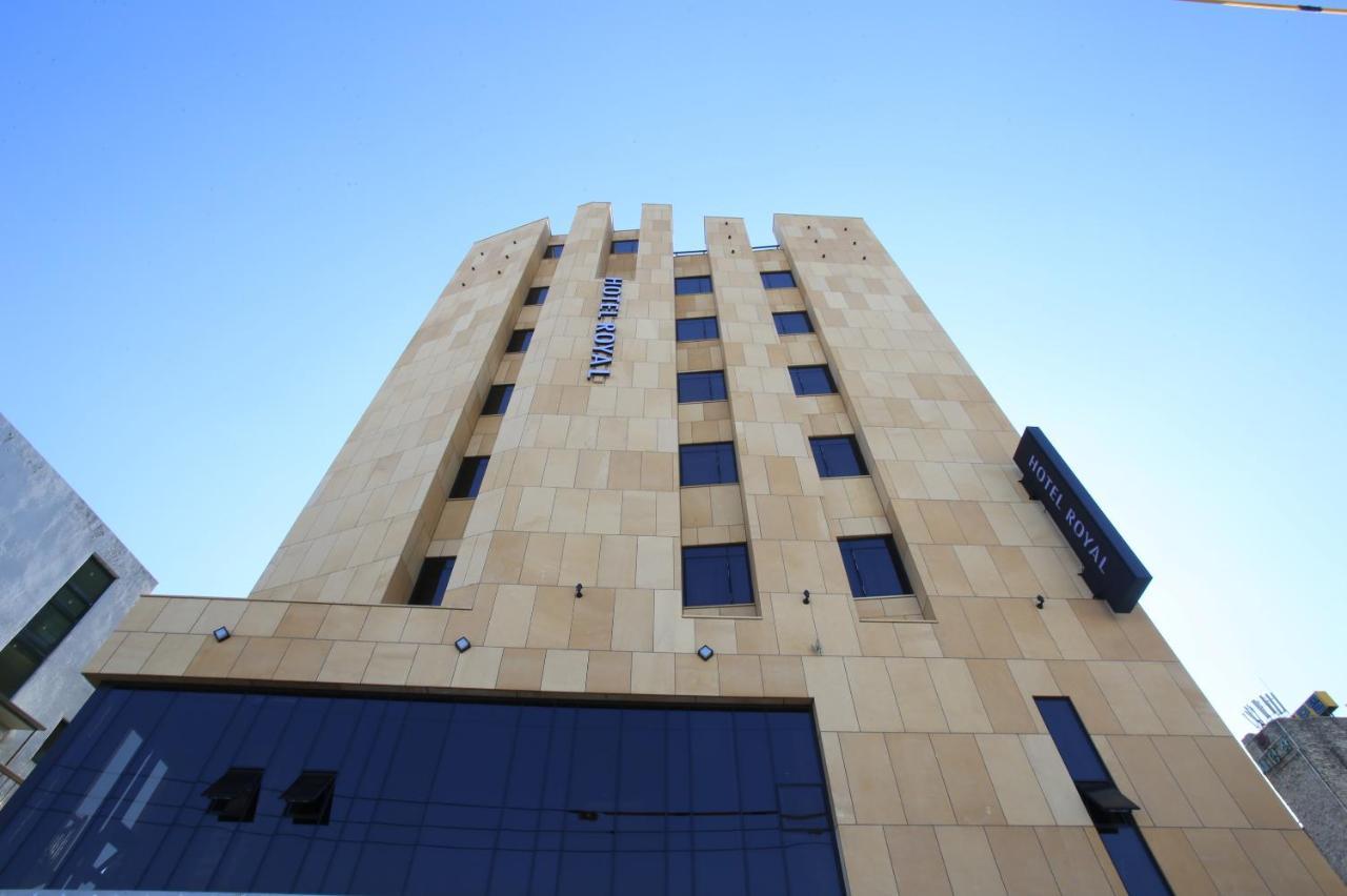 Royal Hotel Jeongeup Экстерьер фото
