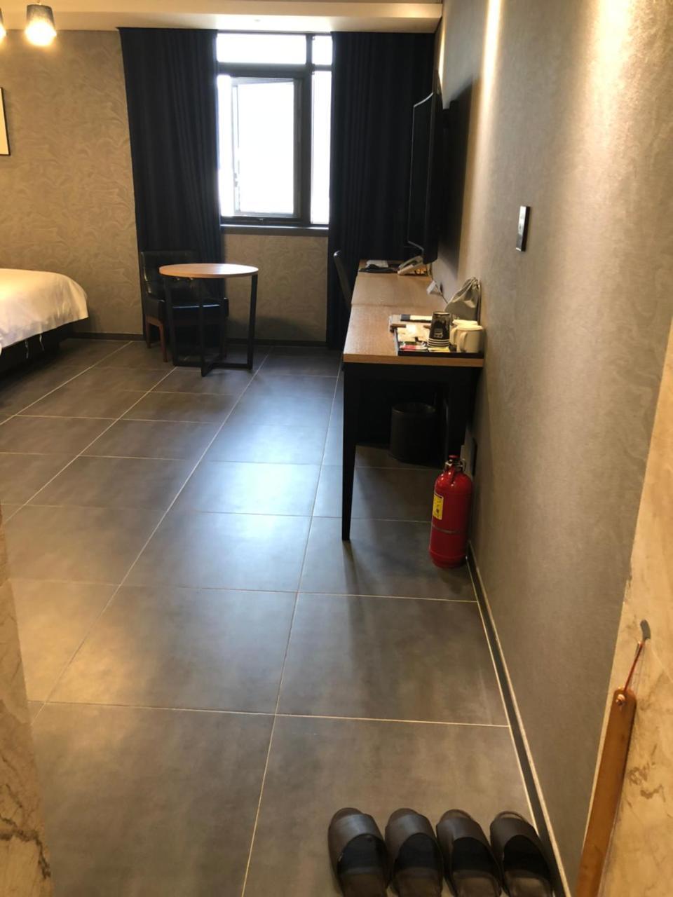 Royal Hotel Jeongeup Экстерьер фото